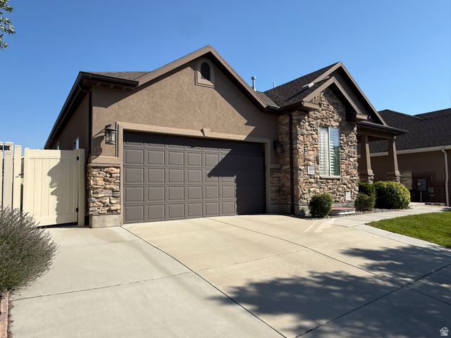 4114 W WALNUT CANYON LN LN, South Jordan, UT 84095