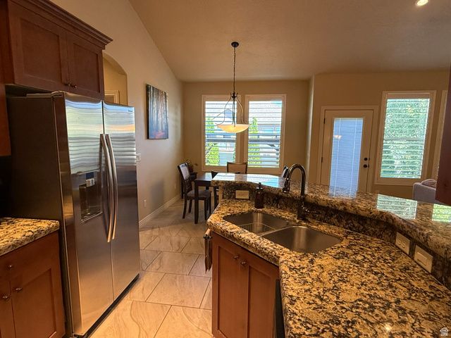 4114 W WALNUT CANYON LN LN, South Jordan, UT 84095