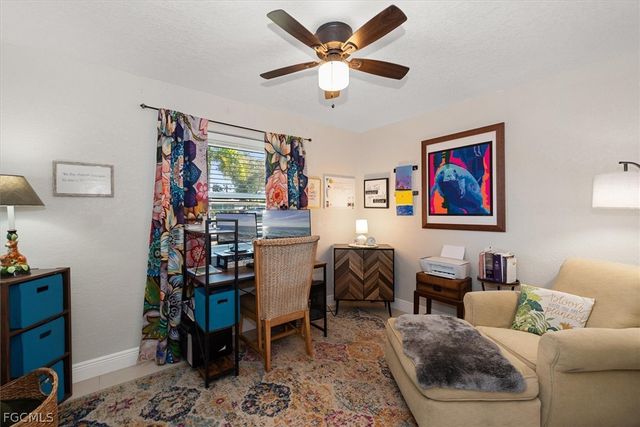 3945 Edgewood AVE, Fort Myers, FL 33916