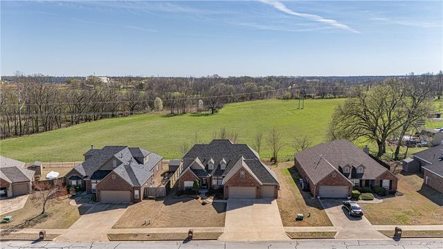 4705 SW Merlin Street, Bentonville, AR 72713