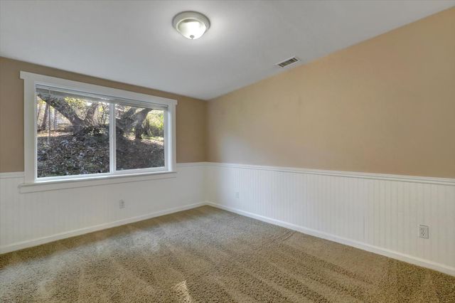 10893 Newtown Rd, Nevada City, CA 95959