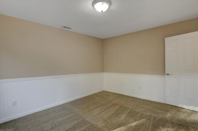 10893 Newtown Rd, Nevada City, CA 95959