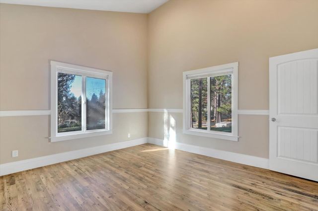 10893 Newtown Rd, Nevada City, CA 95959