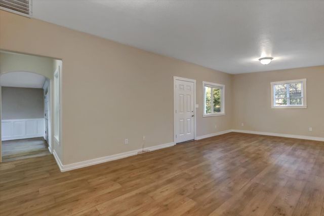 10893 Newtown Rd, Nevada City, CA 95959