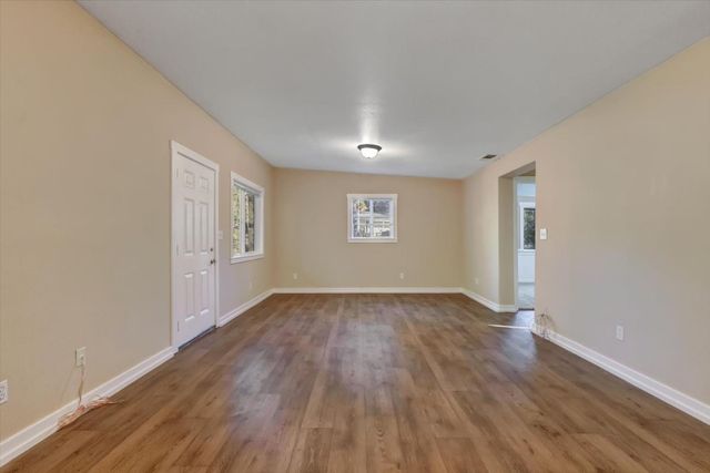 10893 Newtown Rd, Nevada City, CA 95959