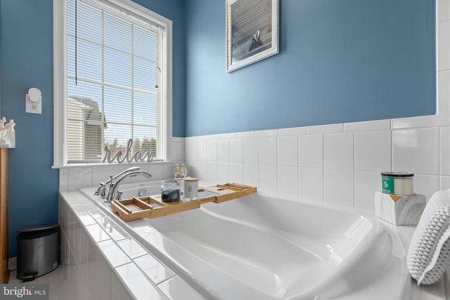 223 CLARENDON DR, Smyrna, DE 19977