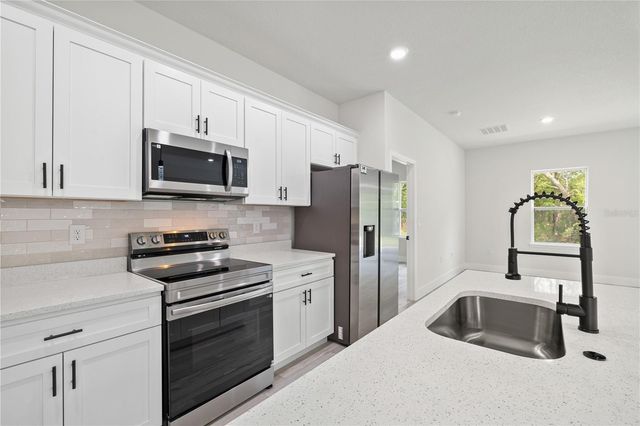 1978 W RUTLAND DRIVE, Citrus Springs, FL 34434