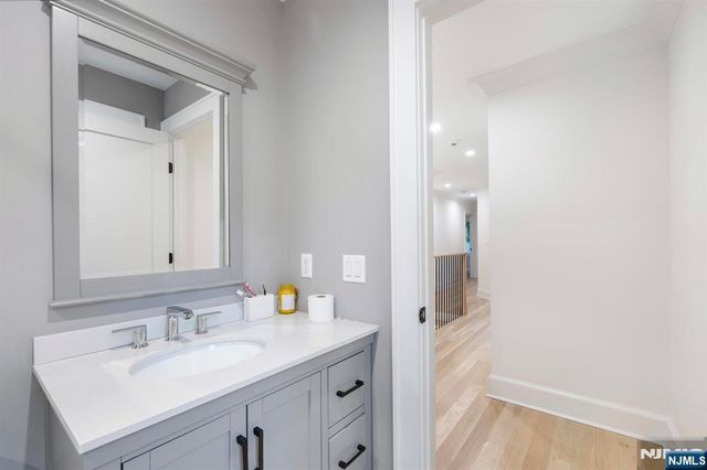 395 Colonial Boulevard, Twp Of Washington, NJ 07676