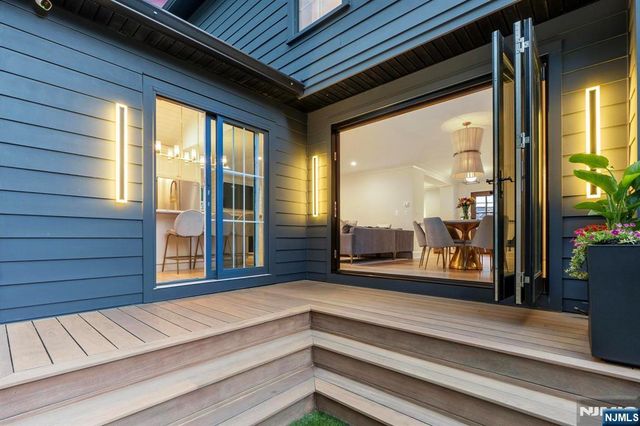 395 Colonial Boulevard, Twp Of Washington, NJ 07676