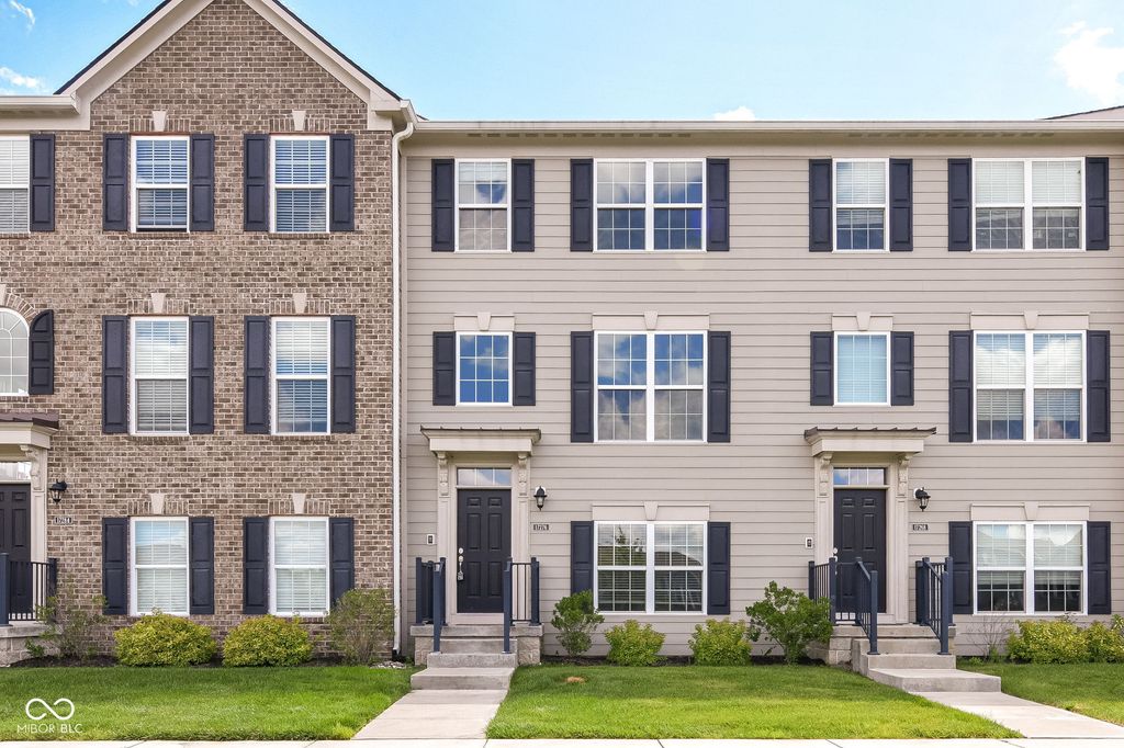 17276 Henslow Drive, Westfield, IN 46074
