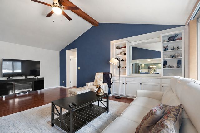 18311 Holland Road, Lansing, IL 60438