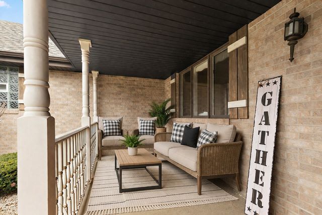 18311 Holland Road, Lansing, IL 60438