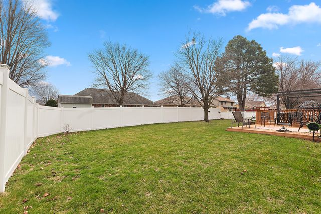 18311 Holland Road, Lansing, IL 60438