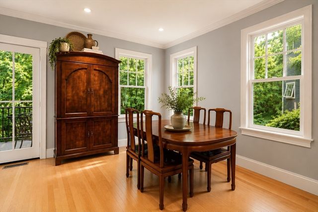 36 Journeys End Ln, Lexington, MA 02421