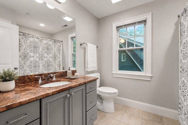 36 Journeys End Ln, Lexington, MA 02421