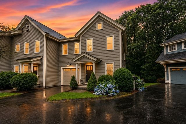 36 Journeys End Ln, Lexington, MA 02421