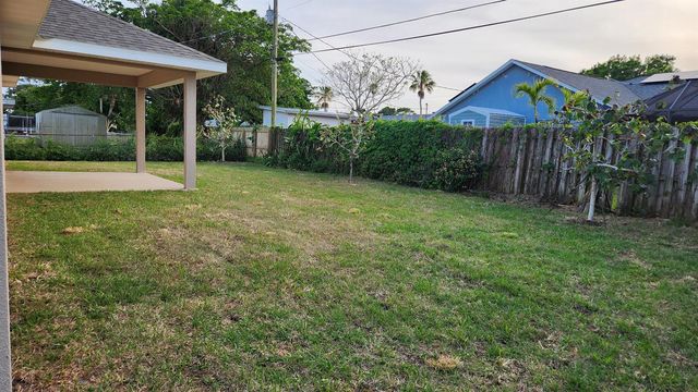 233 SW Becker Road, Port St. Lucie, FL 34953