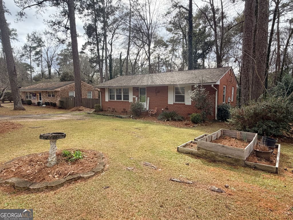 2554 Huntington Drive, Macon, GA 31204