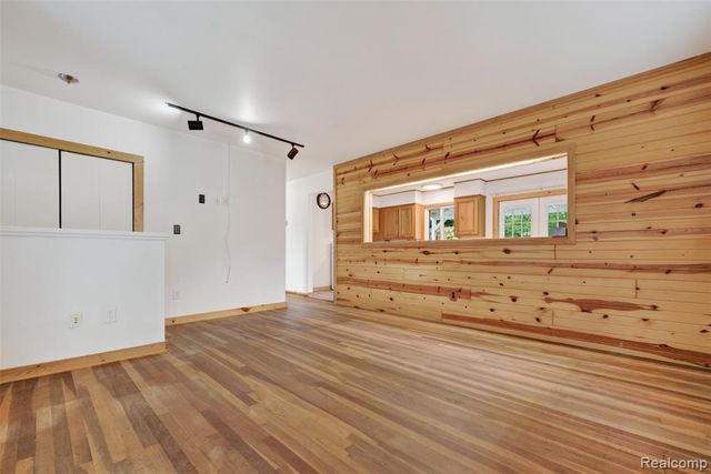 310 Tamarac Drive, Davison, MI 48423