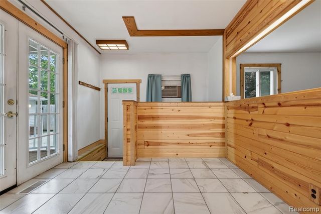310 Tamarac Drive, Davison, MI 48423