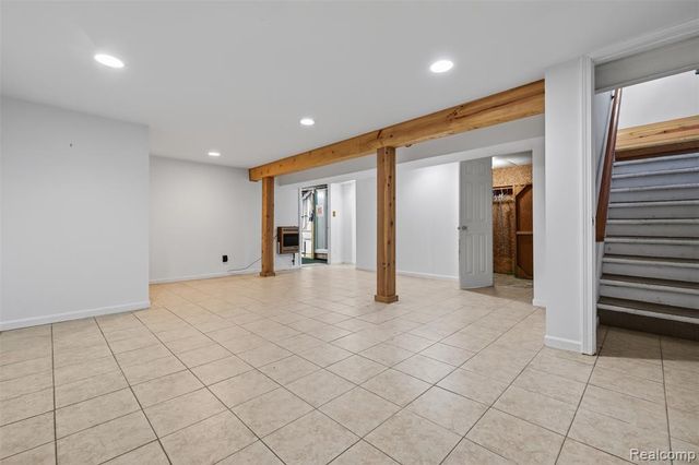 310 Tamarac Drive, Davison, MI 48423