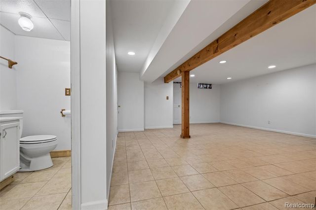 310 Tamarac Drive, Davison, MI 48423
