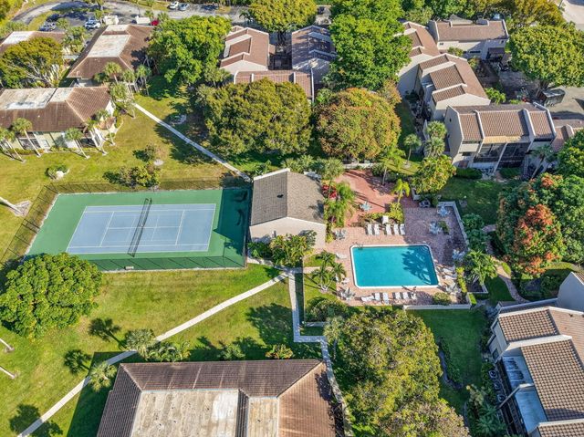 159 NW 70th Street 403, Boca Raton, FL 33487