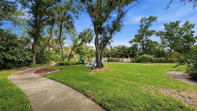 27 DOMINICA DRIVE, Englewood, FL 34223