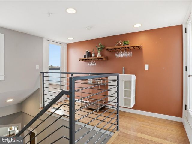 1242 NEW JERSEY AVE NW, Washington, DC 20001