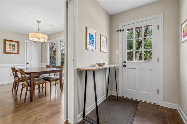 2686 FOX CREEK DR, Germantown, TN 38138