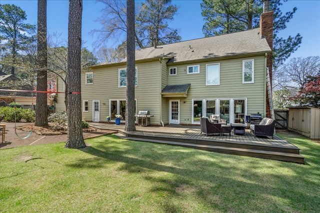 2686 FOX CREEK DR, Germantown, TN 38138