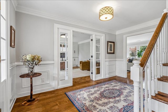 2686 FOX CREEK DR, Germantown, TN 38138