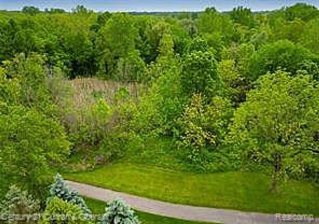 16815 Dover Drive 146, Northville Township, MI 48168