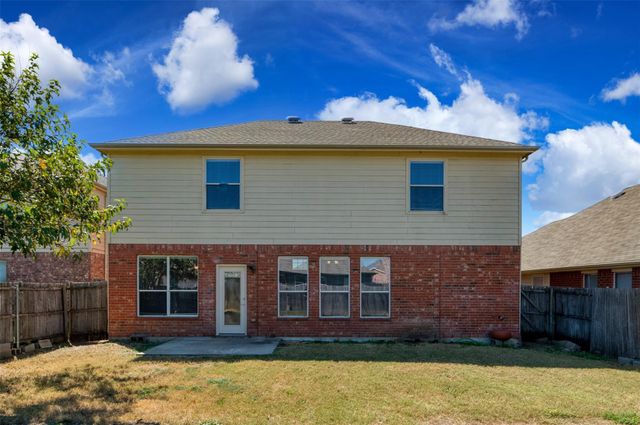 5140 Meandering Creek Court, Fort Worth, TX 76179