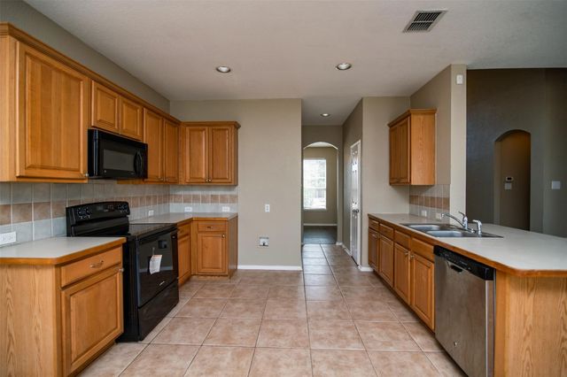 5140 Meandering Creek Court, Fort Worth, TX 76179