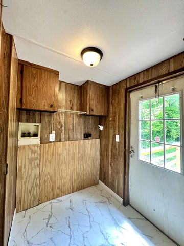 110 Hinkle Hill St, E, Bell Buckle, TN 37020