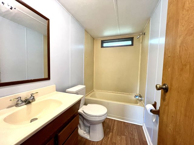110 Hinkle Hill St, E, Bell Buckle, TN 37020