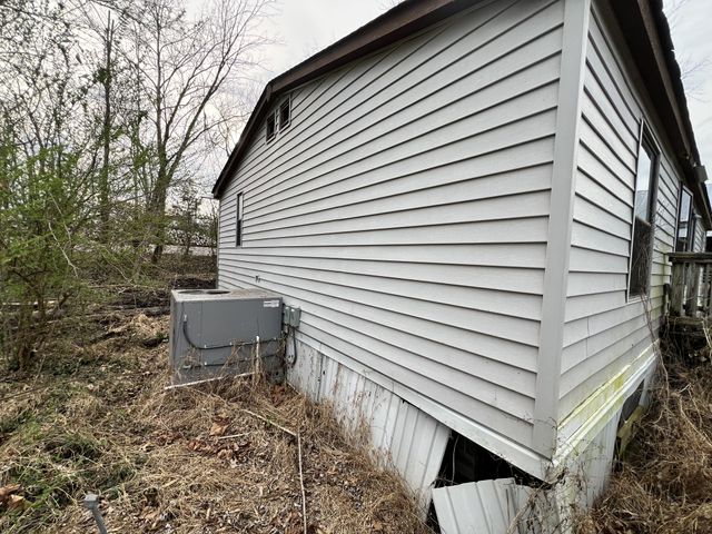 110 Hinkle Hill St, E, Bell Buckle, TN 37020