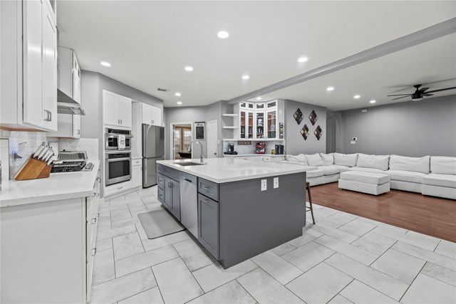 8607 Jackson Creek Bend Lane, Humble, TX 77396