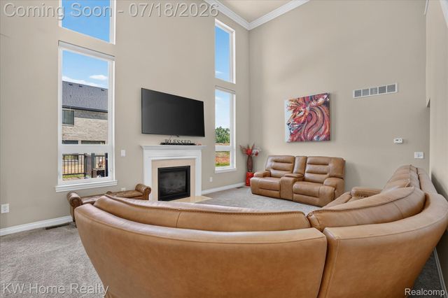 21926 Duns Scotus Street, Southfield, MI 48075