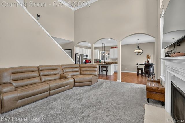 21926 Duns Scotus Street, Southfield, MI 48075