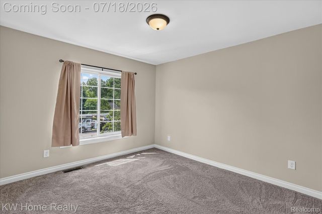 21926 Duns Scotus Street, Southfield, MI 48075