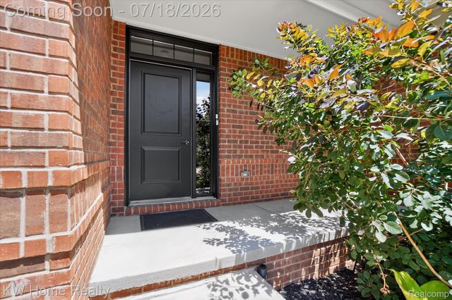 21926 Duns Scotus Street, Southfield, MI 48075