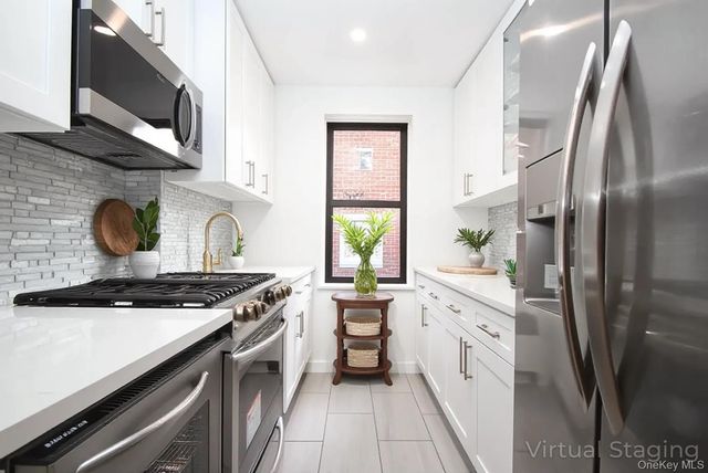 52-15 65th Place 3A, Maspeth, NY 11378