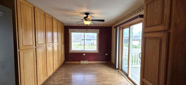 925 Riverview Drive, Valley City, ND 58072