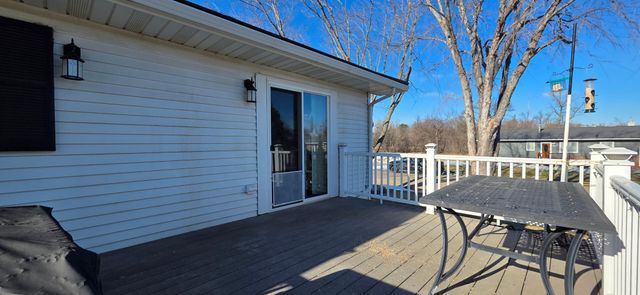 925 Riverview Drive, Valley City, ND 58072