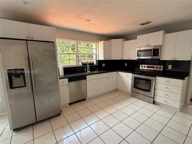 14444 SW 92nd Terrace 14444, Miami, FL 33186