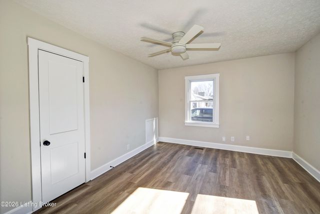 2731 Fleming Ave, Louisville, KY 40206