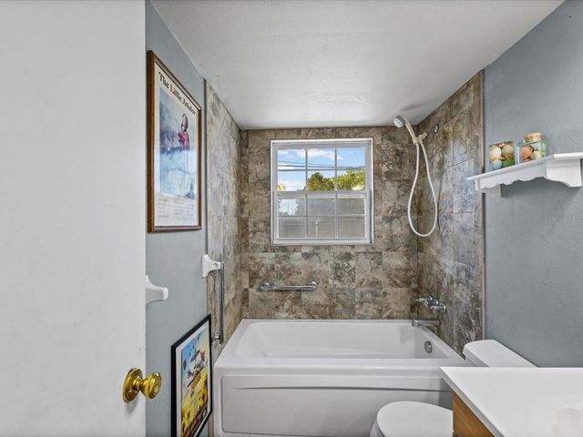 11423 WHEELING DRIVE, Tampa, FL 33625