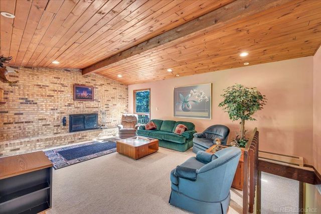 9283 Joy Road, Salem Twp, MI 48170
